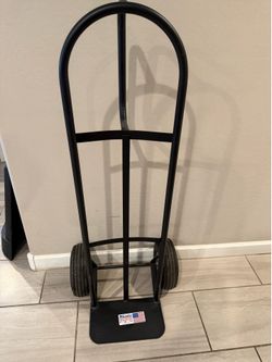 Milwaukee Heavy Duty Hand Truck Dolly – Made in USA – Pneumatic Tires