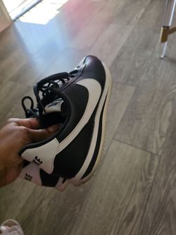 Gently Worn Nike Cortez - Black
