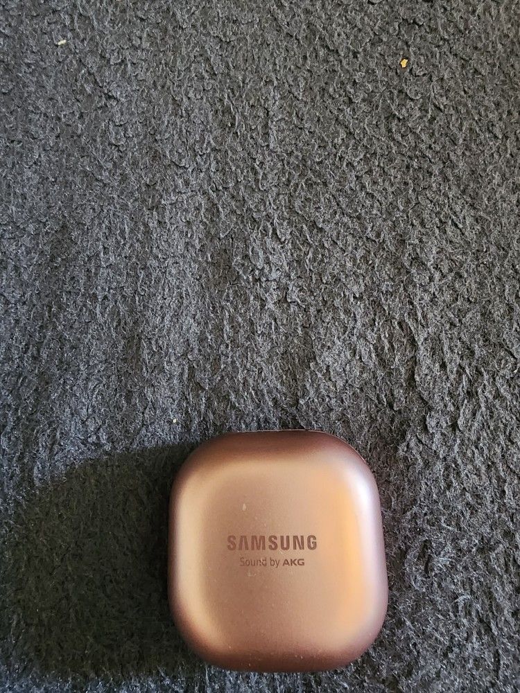 Samsung Earbuds  Sound AKG 