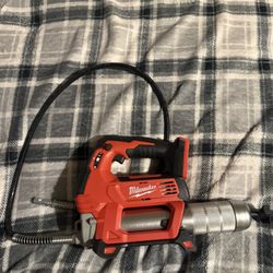 grease gun milwaukee m18
