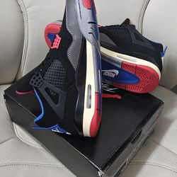 Jordan 4 Retro 