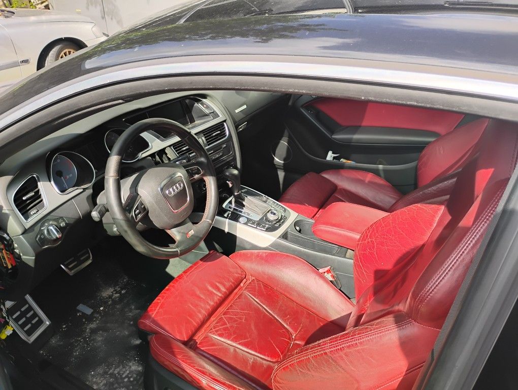 2009 Audi S5