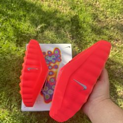 Nike Mind 001 Slide Solar Red