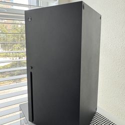 Xbox Series X 1TB Disc Version