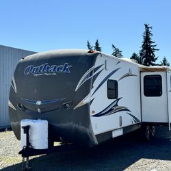 2012 Keystone Outback Super Lite 280RS Toy Hauler 
