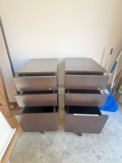 LIKE NEW! Set of 2 Premium 3-Drawer Solid Wood Nightstands on 5 Wheels - $55 for BOTH