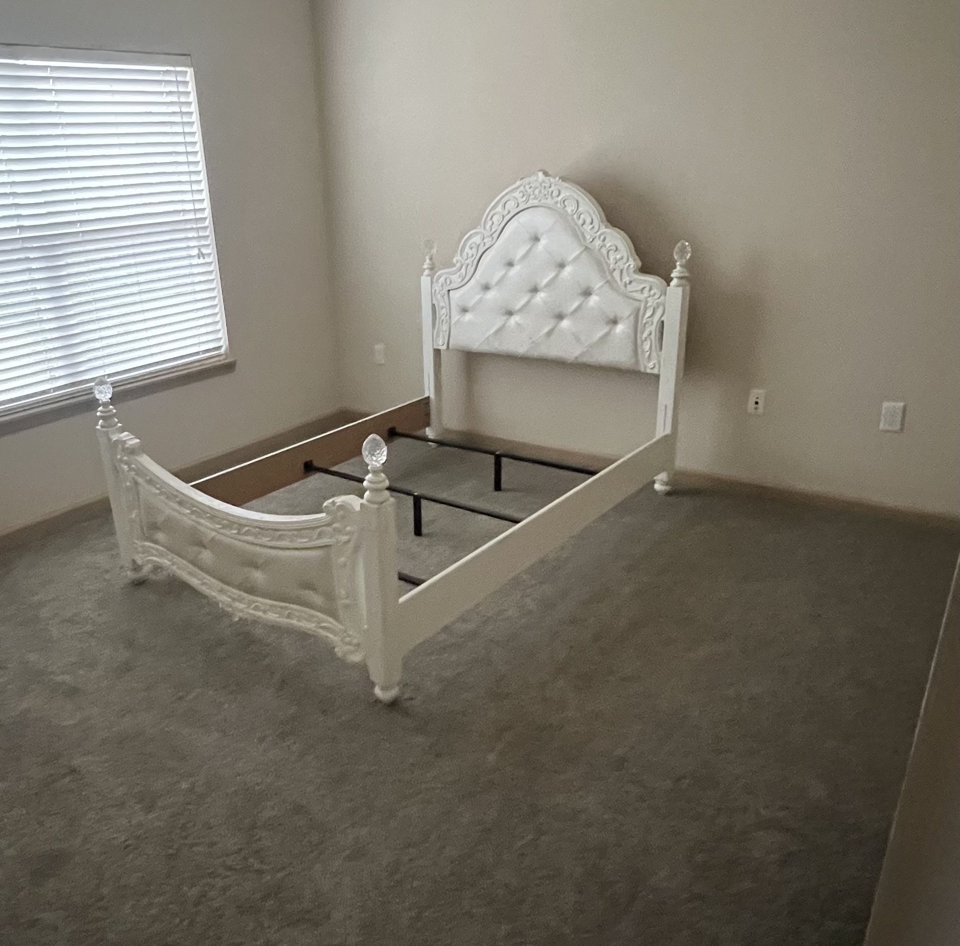 Full Size Bed Frame & Mattress