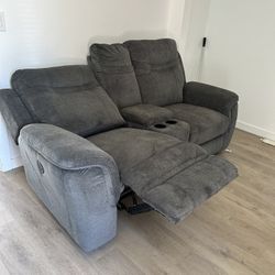 Reclining Couch 