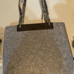 THIRTY ONE FELT PURSES - Brand New NIP