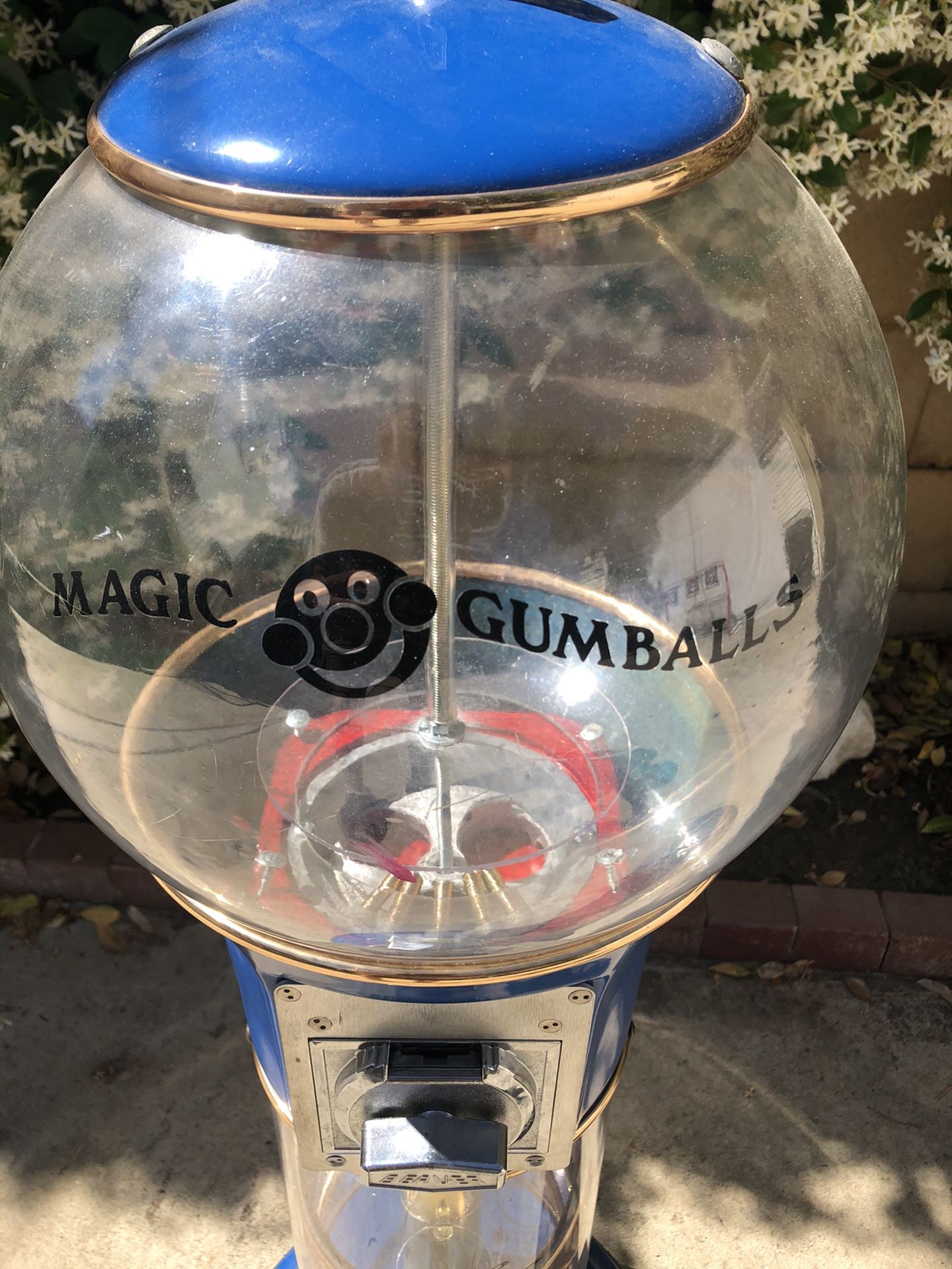 Gumball machine. for Sale in Hampton, VA - OfferUp