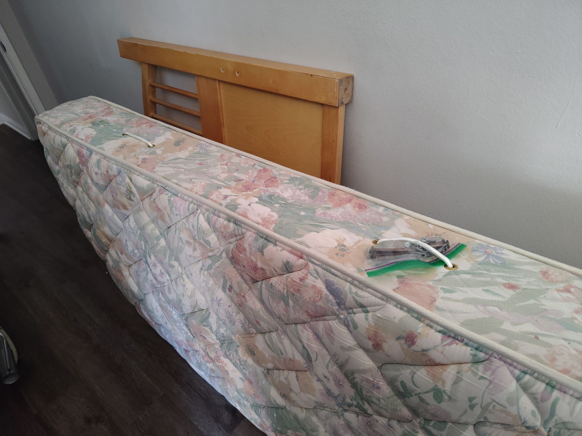 Twin bed