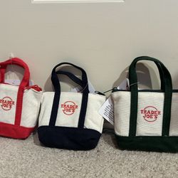 Trader Joe’s Mini Totes. Red, Green, Black. Set of 3. Canvas Bag. Perfect for Elf on the Shelf. 