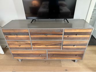 Youth dresser and night stand set