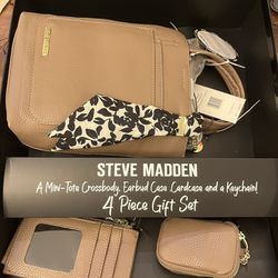 Steve Madden 4 Piece Gift Set