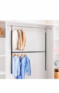 Adjustable closet hanger