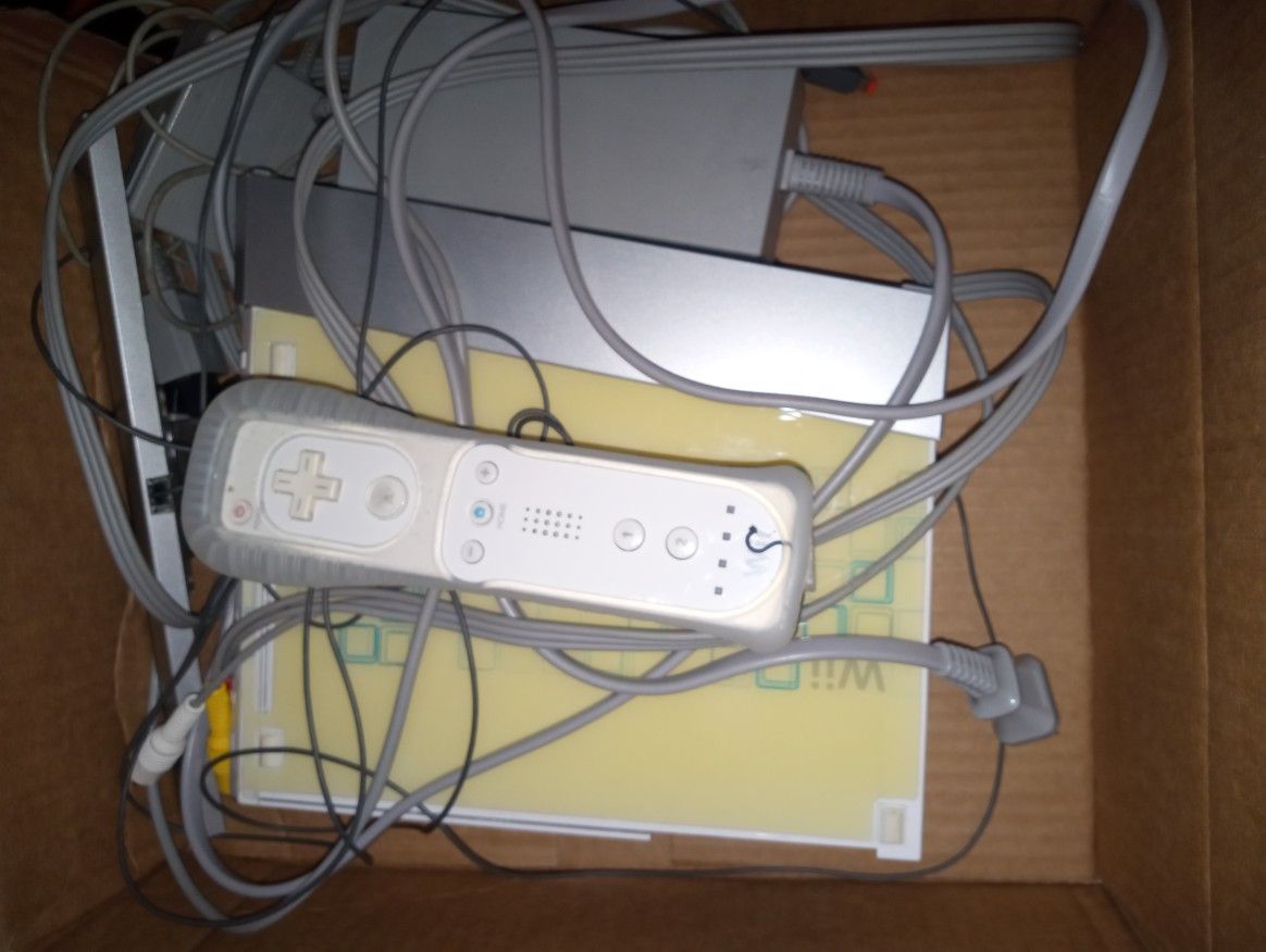 Nintendo Wii Bundle