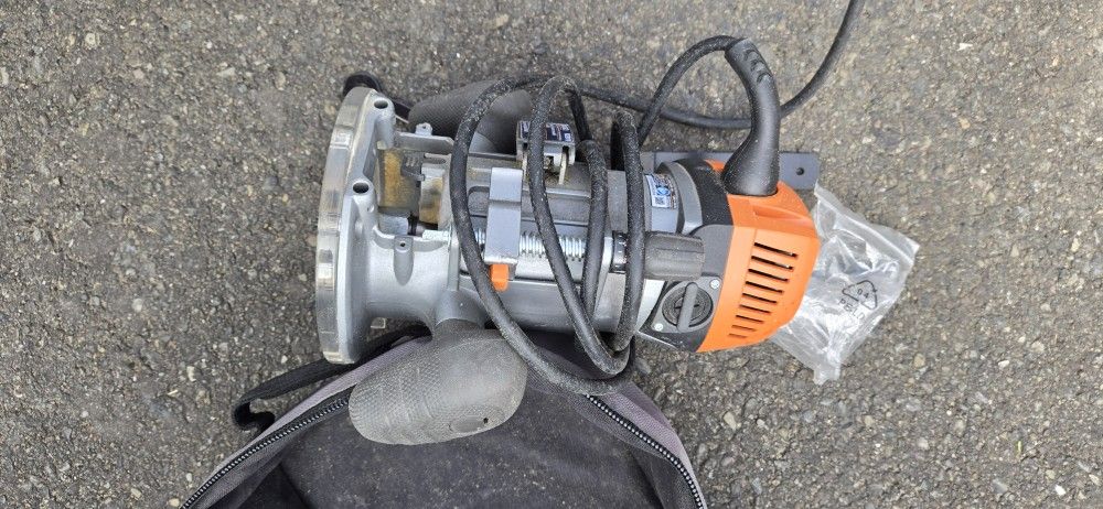 Ridgid Router R22002 2HP