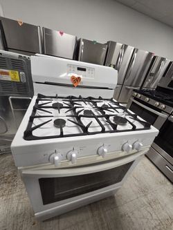 Used Gas Stoves Different  Prices  Starting  350 Aun Up