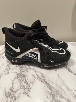Nike alpha kids cleat size 4Y no box