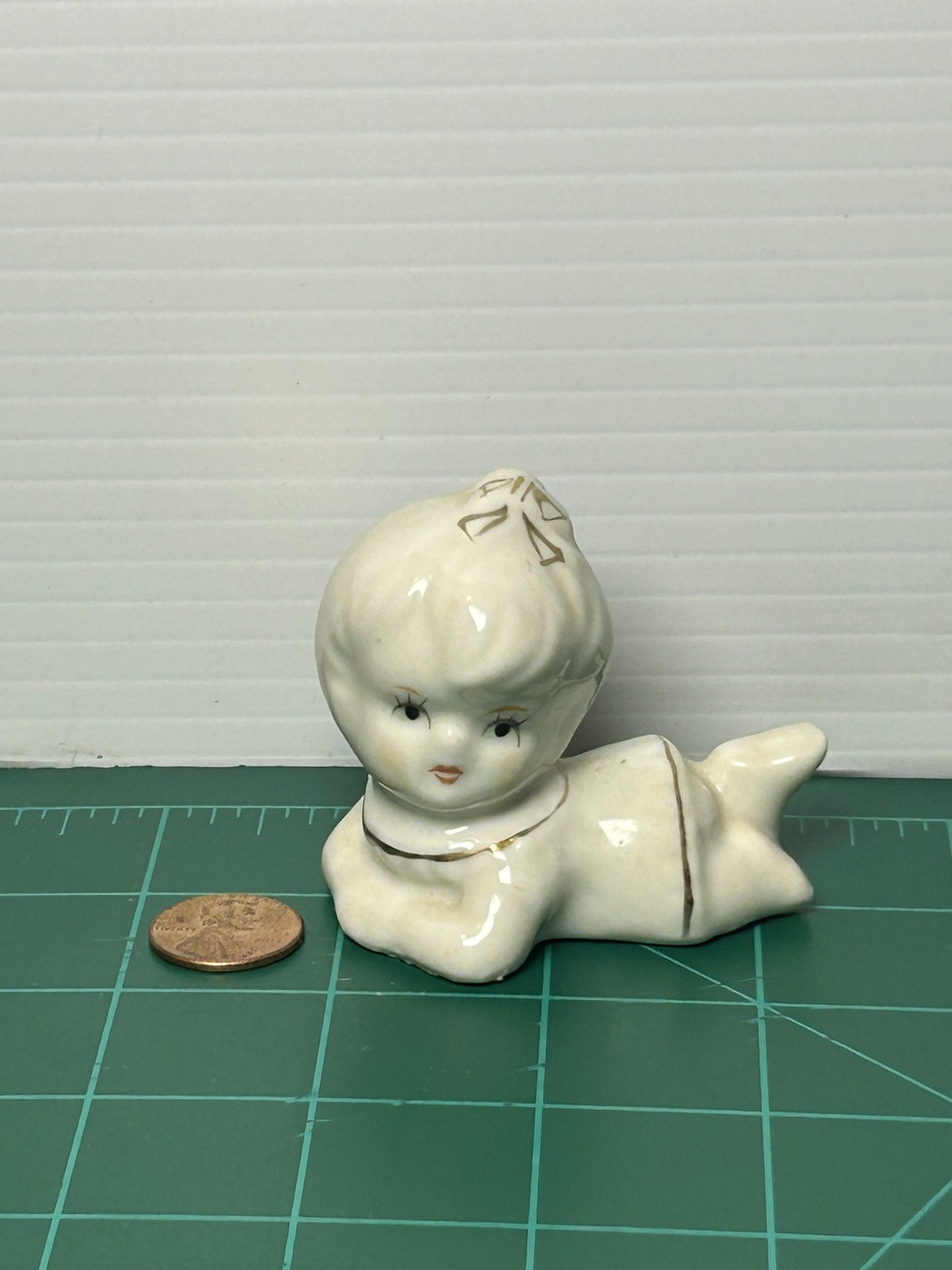 Vintage 2.5” Angel Baby Doll Figurine White Porcelain Statue Laying Down Prone