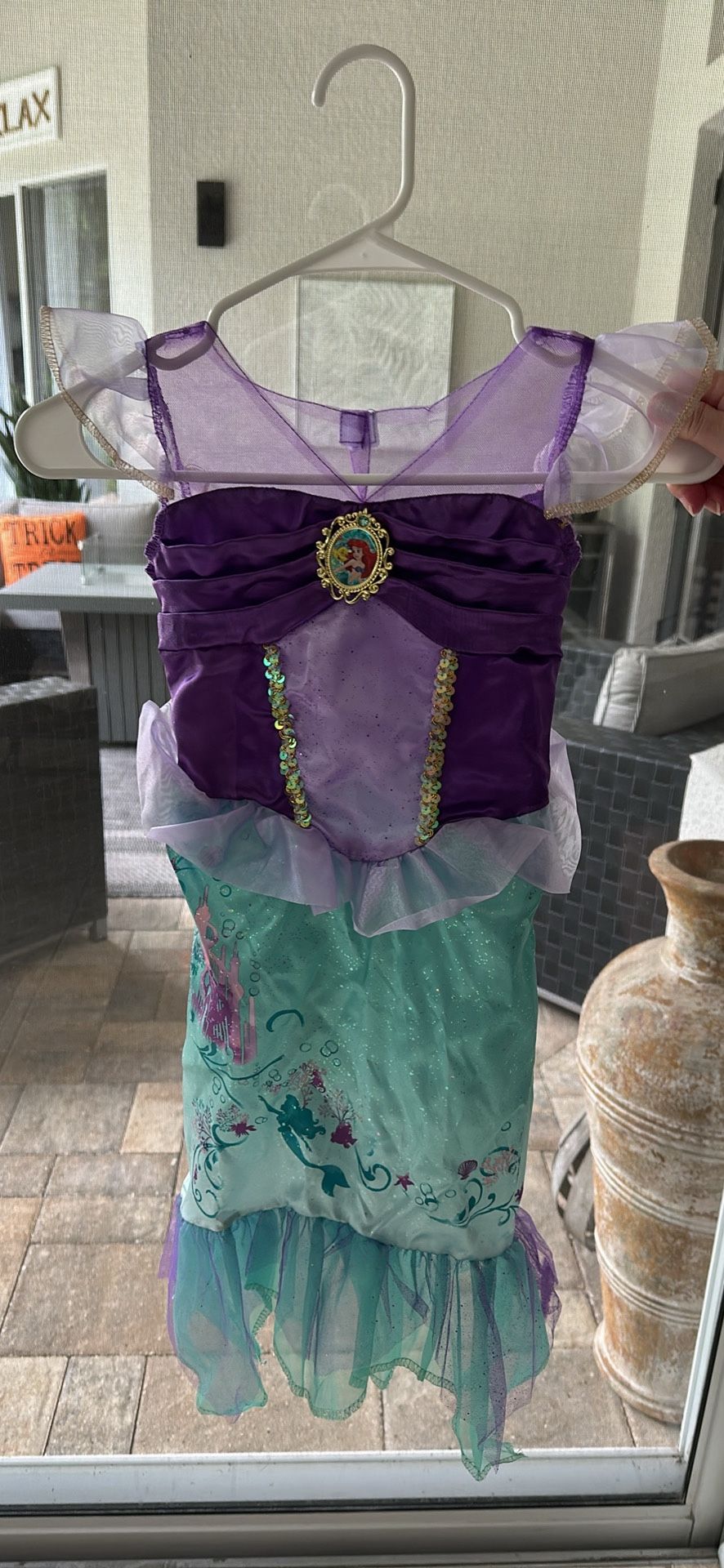 Girls Dress Up/Halloween Costumes
