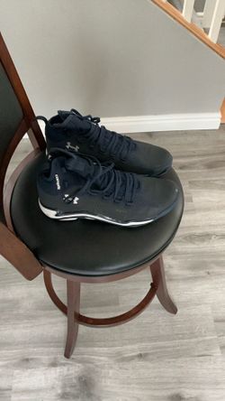 Under Armour Micro G Pron sneakers size 11