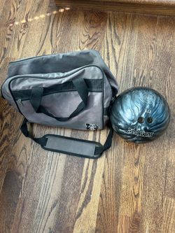 Ebonite Maxim Bowling Ball with bag