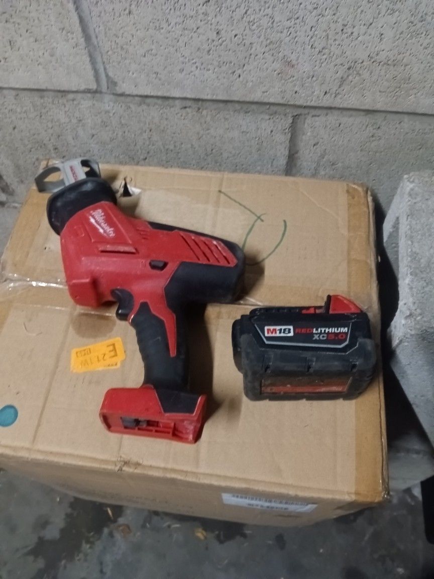 Hacksaw and 5.0 Battery