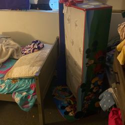 Mickey Mouse Clubhouse Toddler Bed.