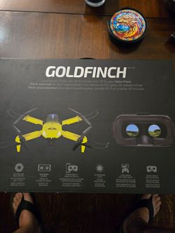 Goldfinch Quadcopter Drone Wi-Fi Camera VR Goggles