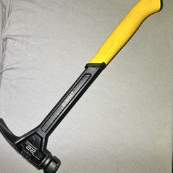 Dewalt 22oz Hammer