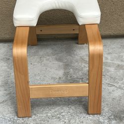 Feet Up Head stand trainer