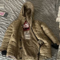 Like new Canada goose