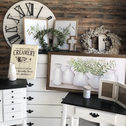 Beautiful Farmhouse Style King Bedroom Set 