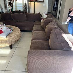 Broyhill Brown Sectional Couch 