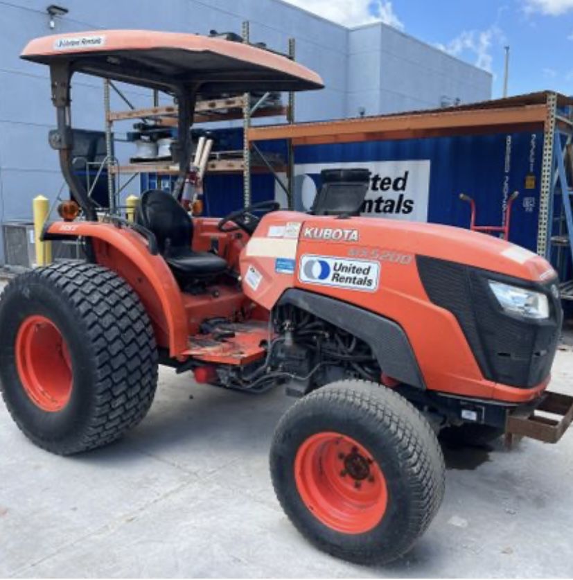KUBOTA Farm Tractor 50 HP