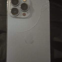 Apple iPhone 13 Pro Sierra Blue