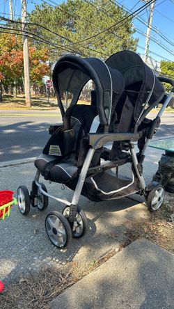 Double Stroller With Recoverable Back Seat