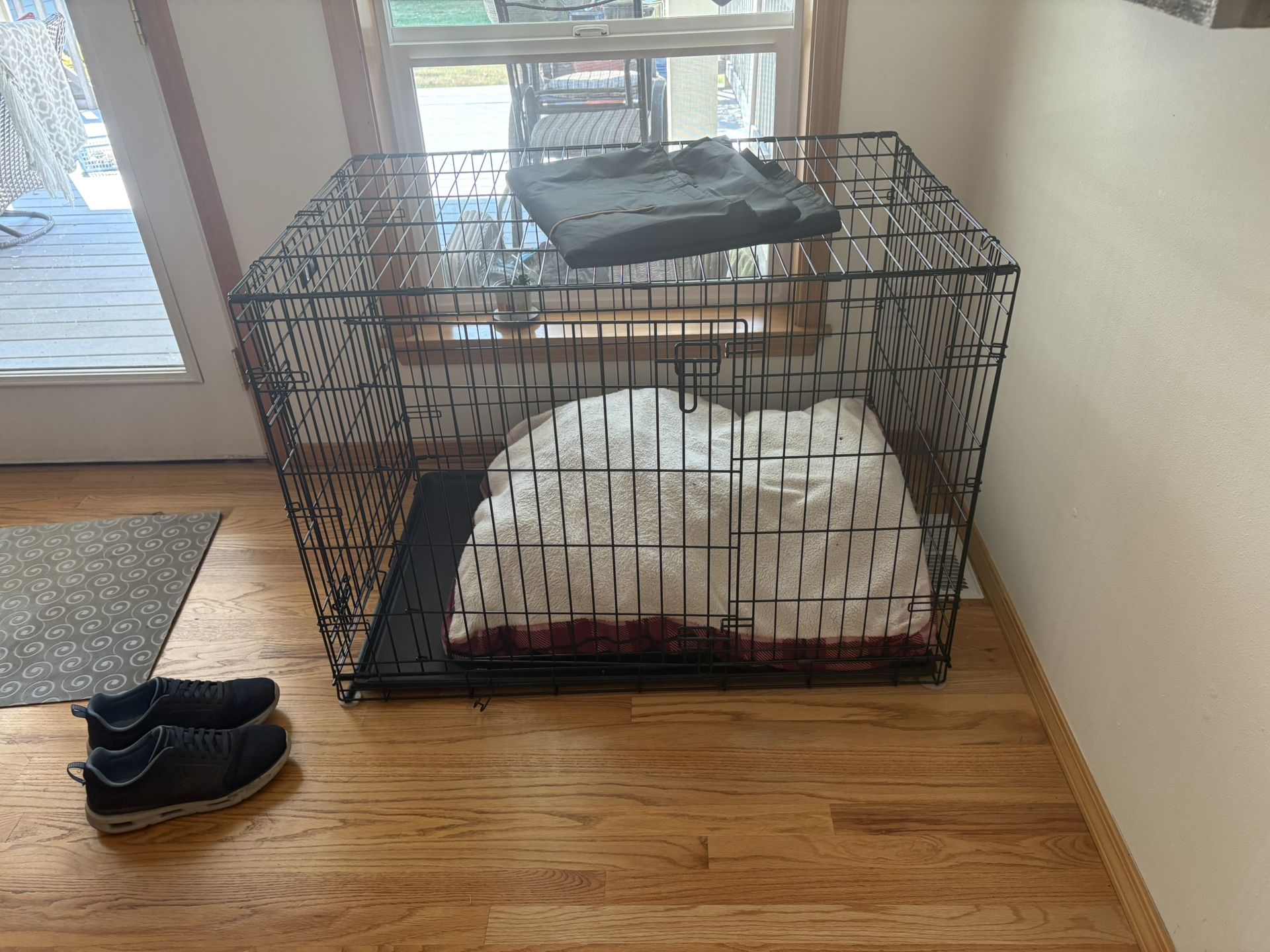 Large Dog Kennel 