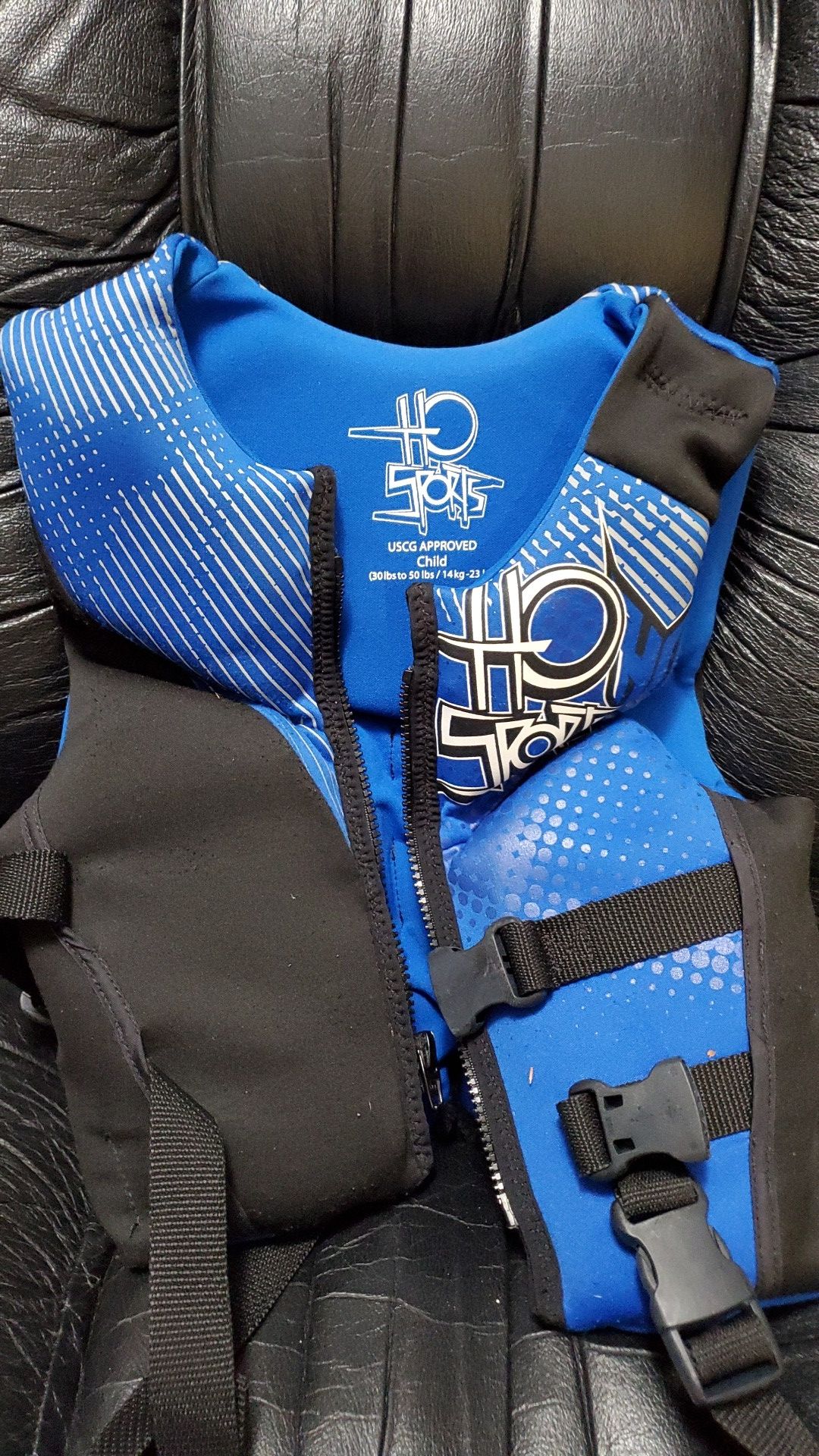 Free Life jacket 30 to 50 pound for child and swim board
