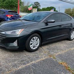 2020 Hyundai Elantra 