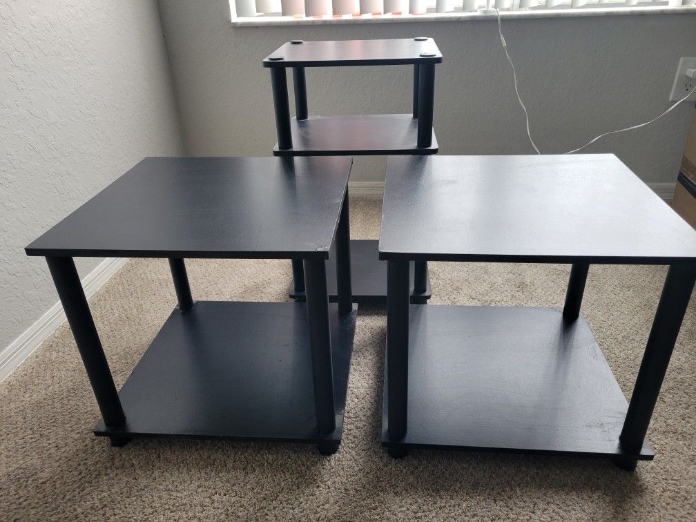 Sale 3 Small Tables In Great Conditions!