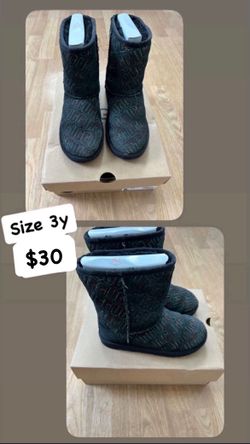 Girls Ugg Boots ( Size 3y)