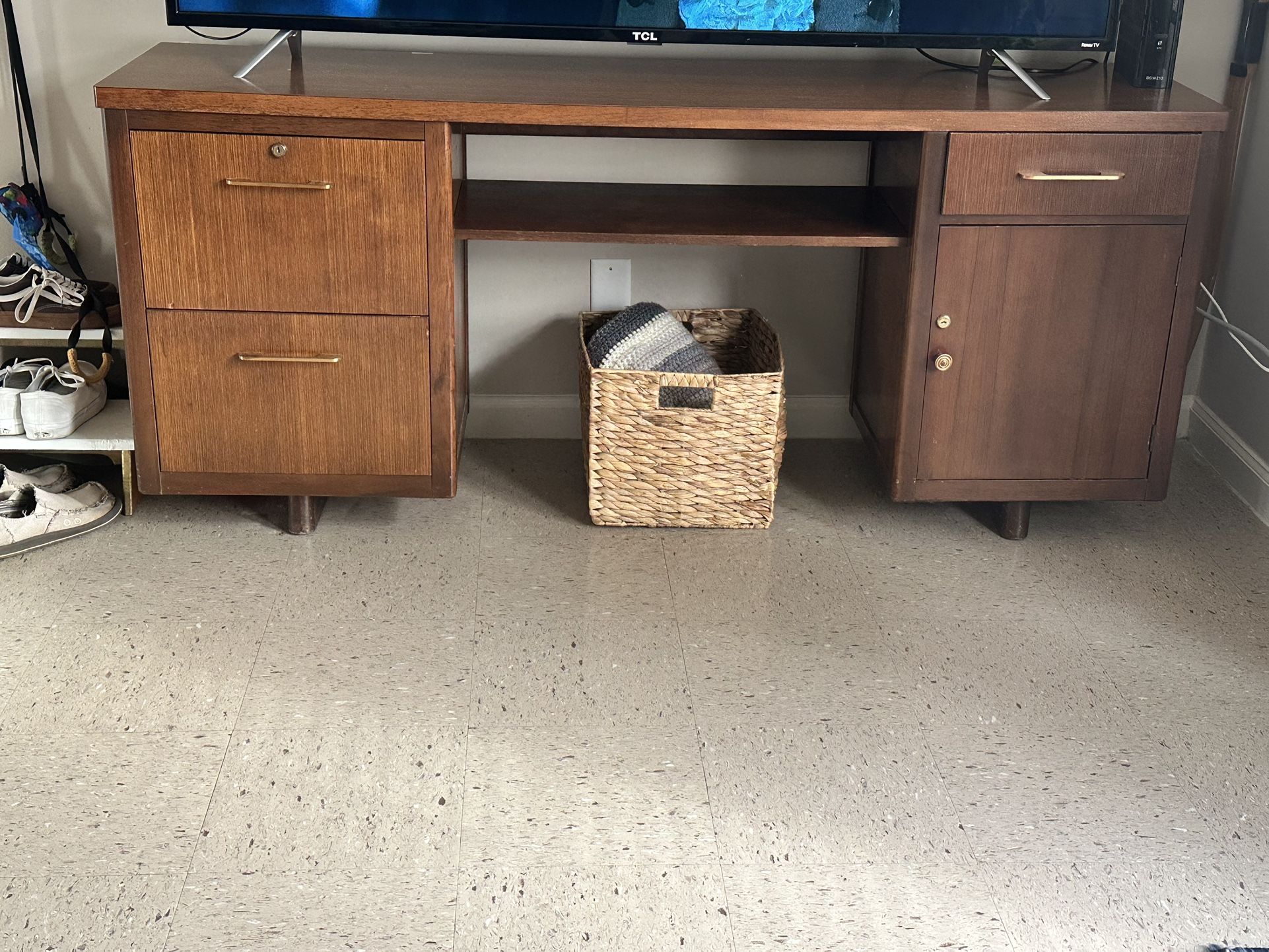 Mid Century Desk/tv Stand