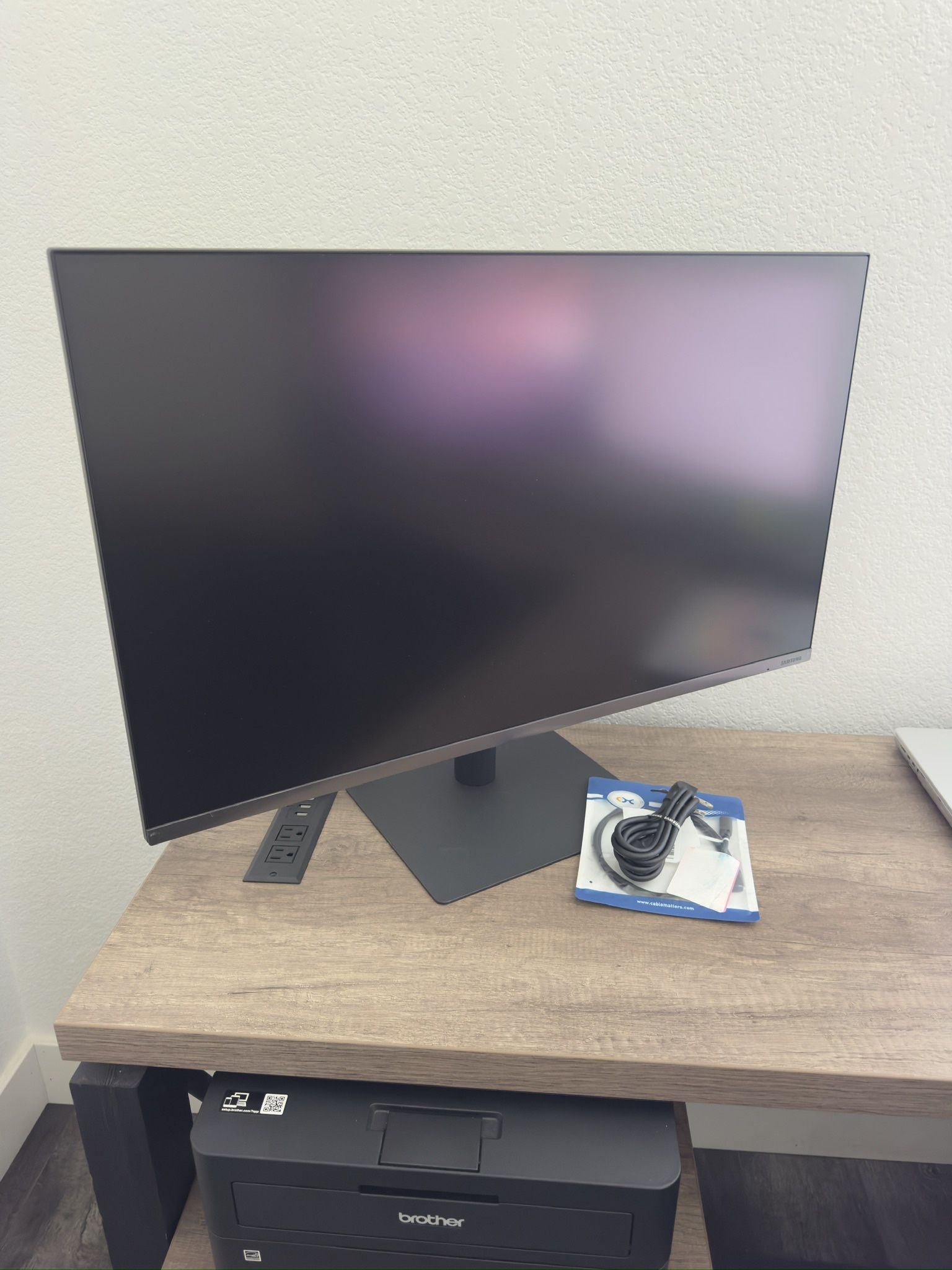 Samsung ViewFinity TU87F 31.5'' 4K UHD VA LCD Monitor