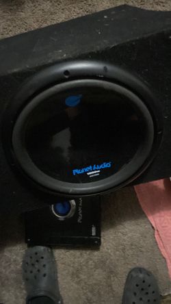 Planet audio 12 and amp
