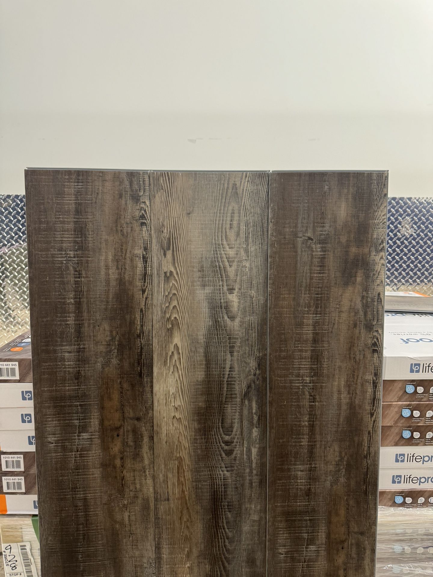 Lifeproof Redfield Ridge Pine 22 MIL Click Lock Waterproof Luxury Vinyl Plank Flooring