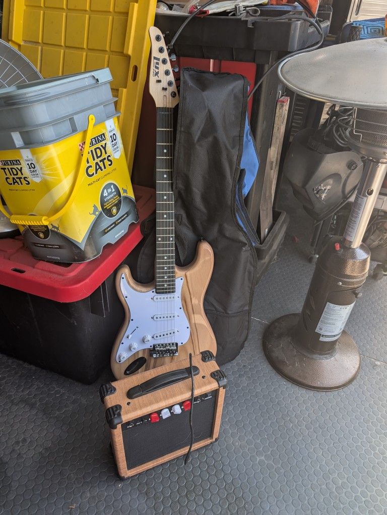Lynx Left-Handed Guitar