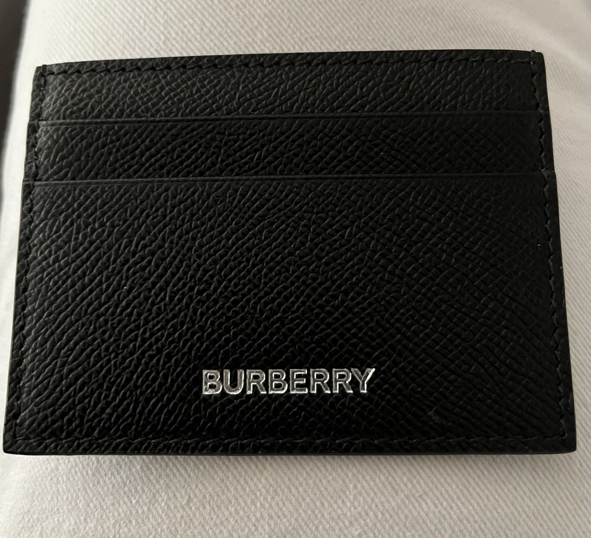 🔥BRAND NEW🔥Burberry Grained Leather Card Holder