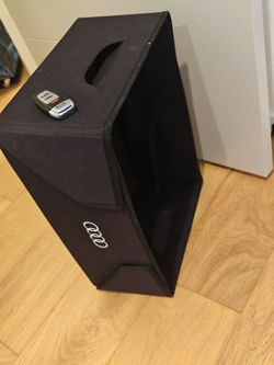 Audi key and box